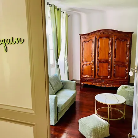 Château Lagelouse Couette-café