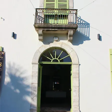 Chateau Lagelouse فندق مبيت وإفطار *