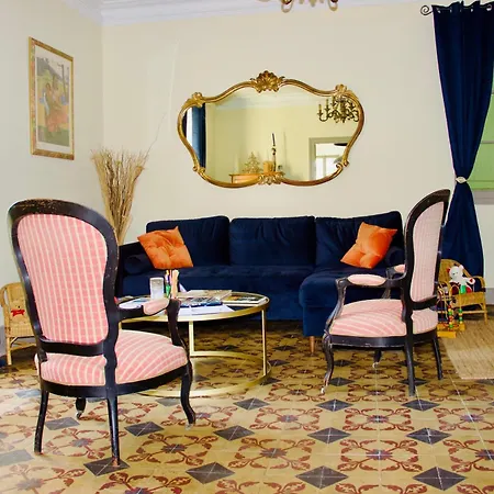 Château Lagelouse Couette-café *